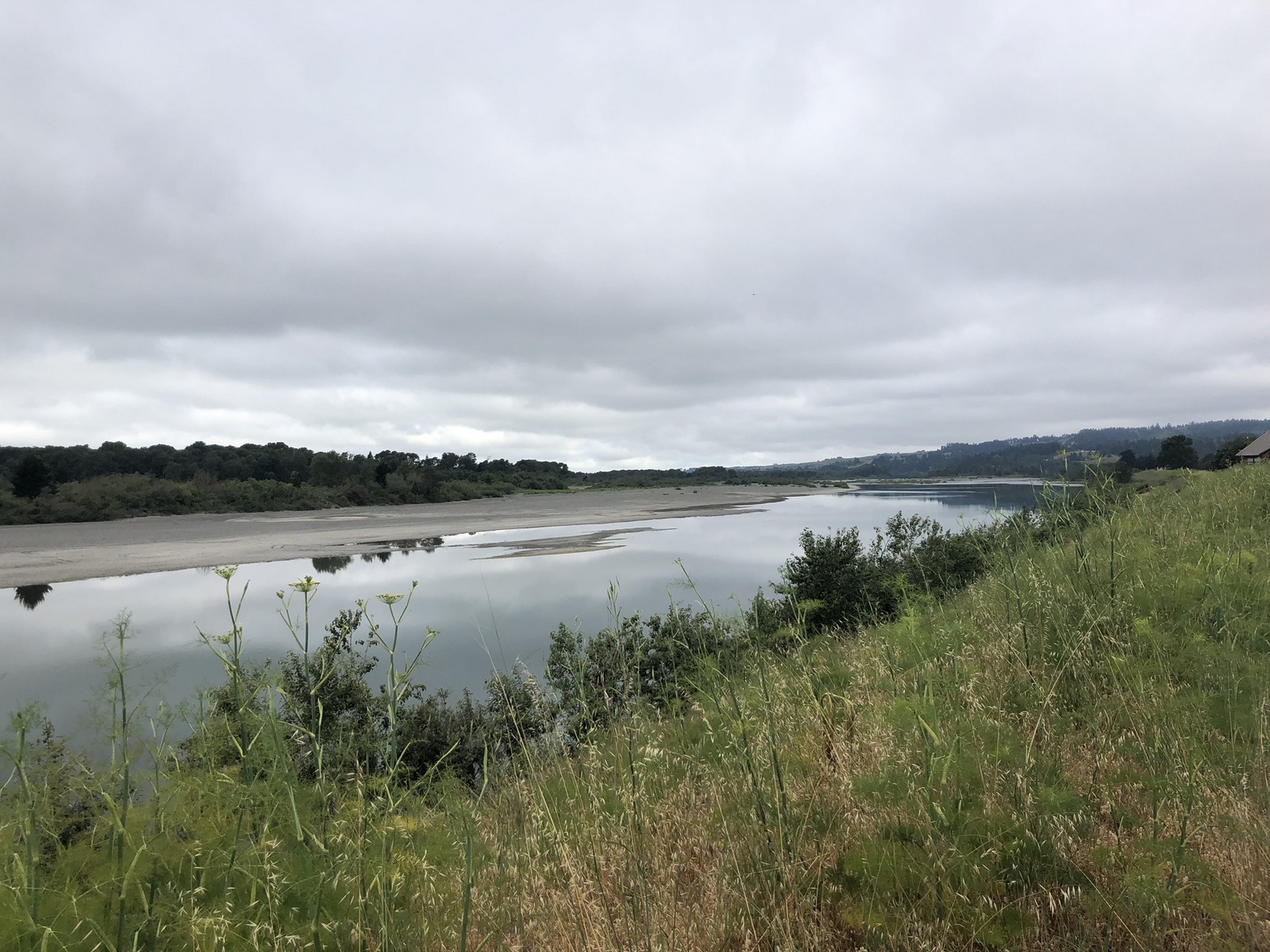 background image of eel river